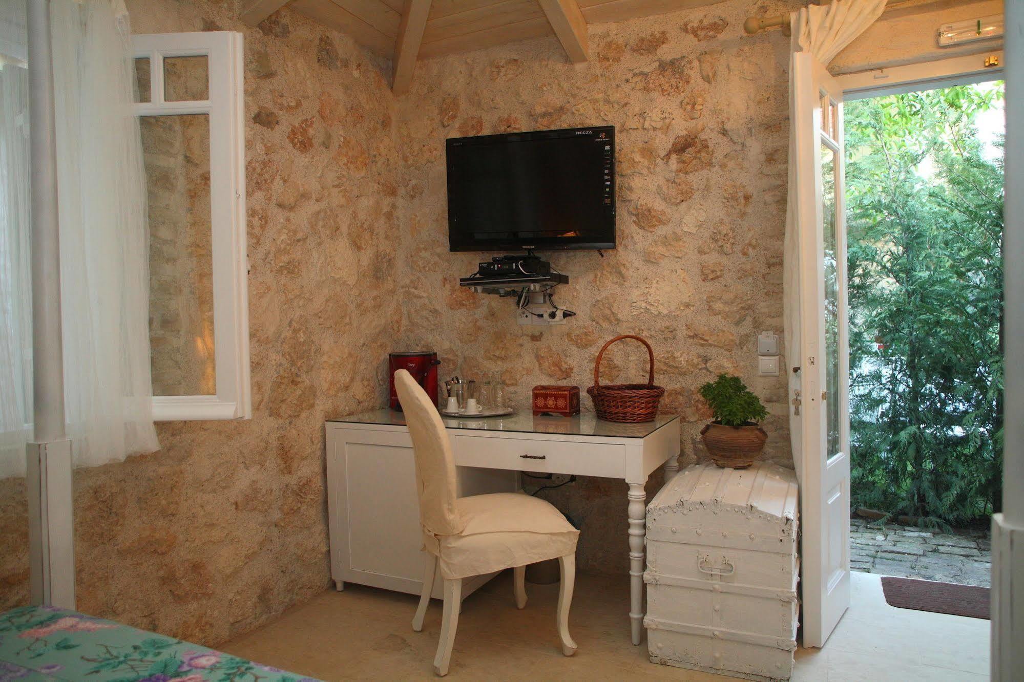 The Aigli Hotel Lefkada City ภายนอก รูปภาพ