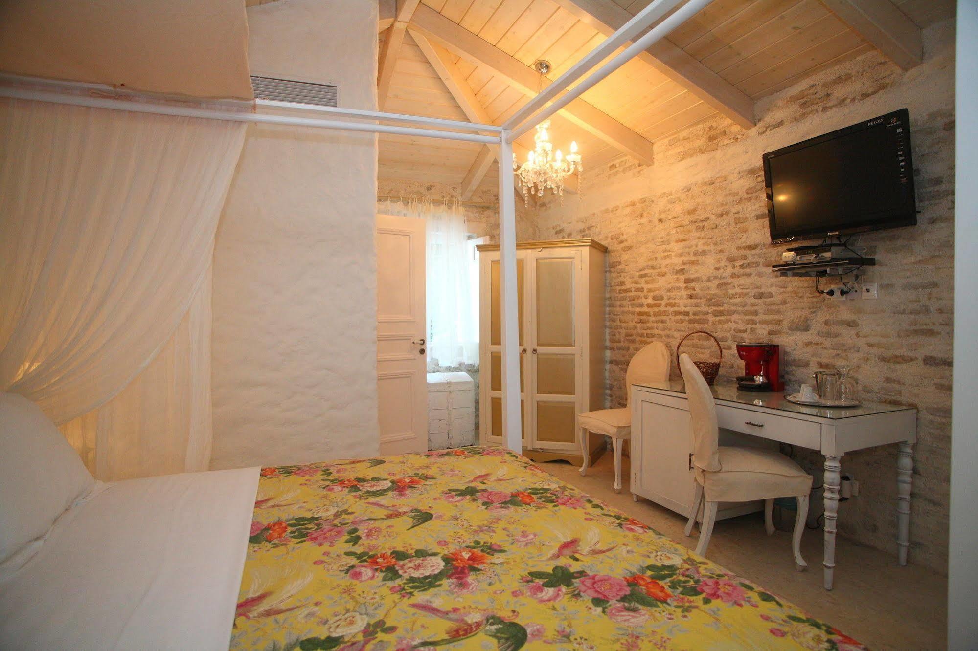 The Aigli Hotel Lefkada City ภายนอก รูปภาพ