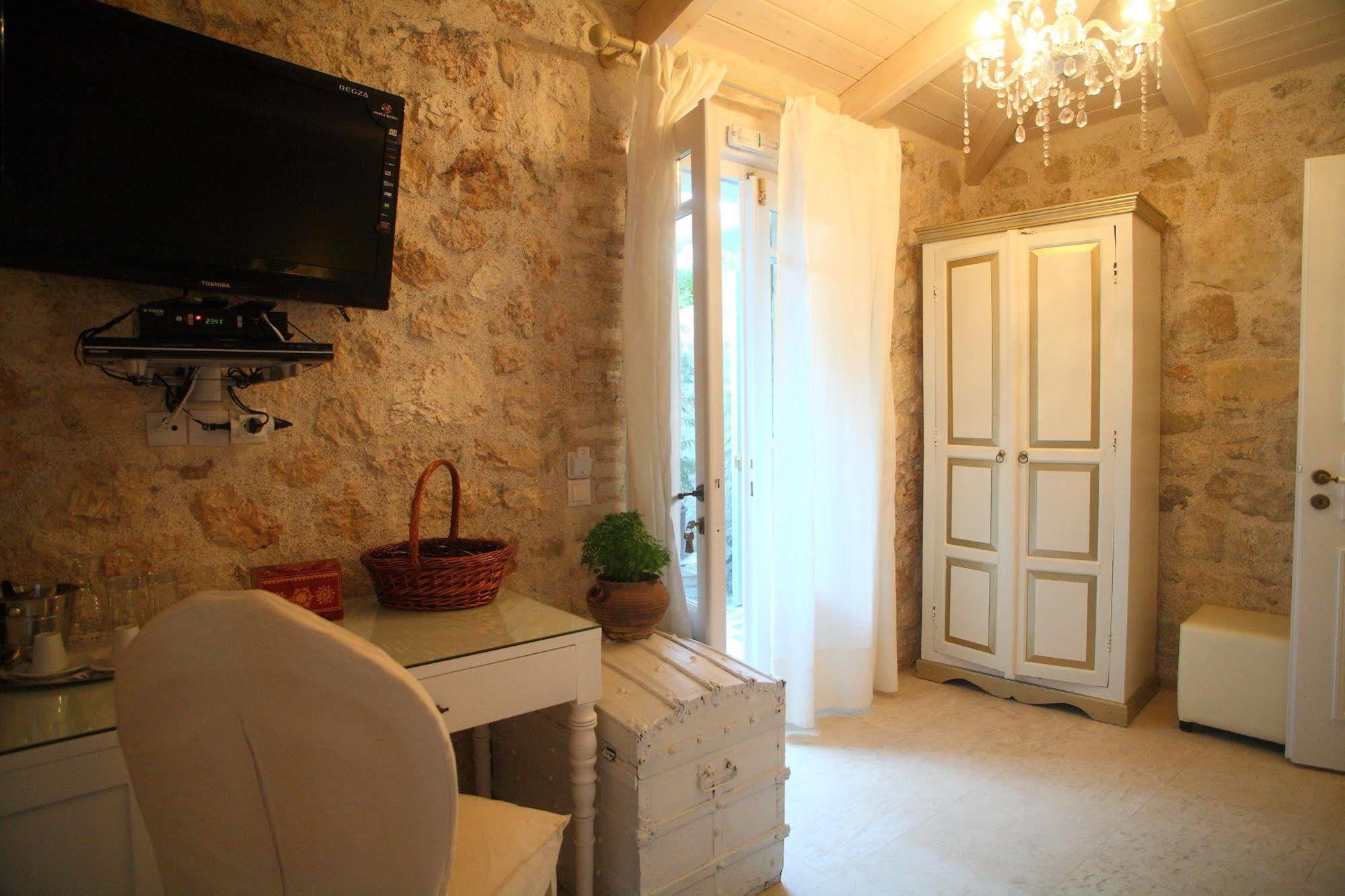 The Aigli Hotel Lefkada City ภายนอก รูปภาพ