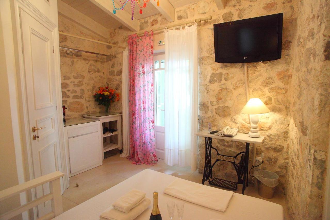 The Aigli Hotel Lefkada City ภายนอก รูปภาพ